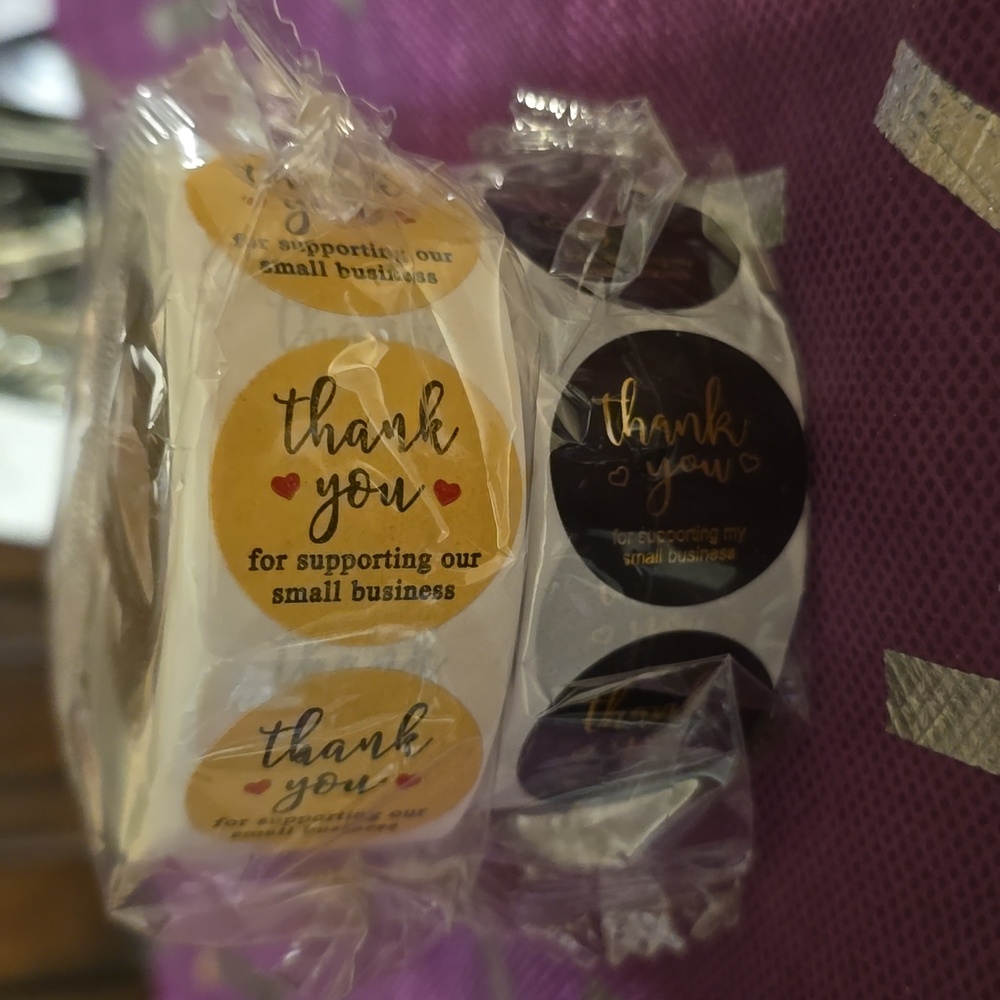 1000 Thankyou stickers